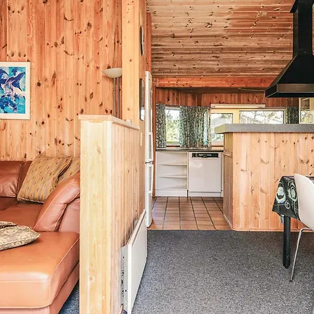 6 Person In Fan Holiday home