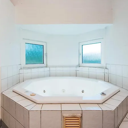 6 Person In Fano-by Traum * Fanø